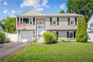 23 Carlson Dr, Cumberland, RI 02864 - Photo 1