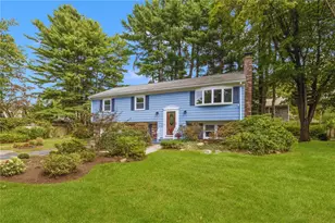 7 Cheshire Dr, Barrington, RI 02806 - Photo 1