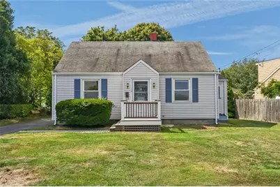 16 King Road, Middletown, RI 02842 - Photo 1