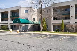 31 Devereux Ave, Providence, RI 02909 - Photo 1