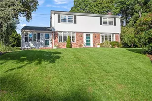 22 Gilbert Ct, Cumberland, RI 02864 - Photo 1