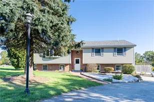 49 Dexter St, Portsmouth, RI 02871 - Photo 1