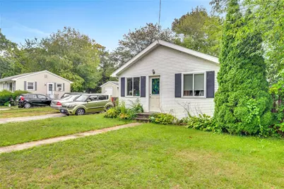 86 Lane 5 Avenue, Warwick, RI 02888 - Photo 1