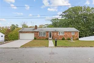 73 Grandview Dr, Cumberland, RI 02864 - Photo 1