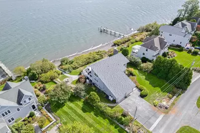 90 Macomber Lane, Portsmouth, RI 02871 - Photo 1