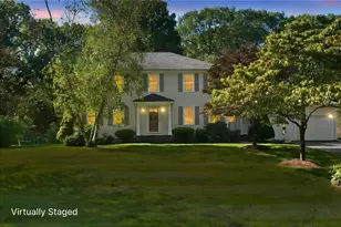 12 Intervale Dr, Cumberland, RI 02864 - Photo 1