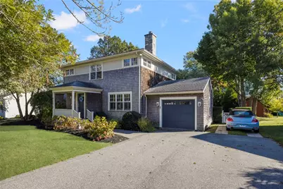 129 Ruggles Avenue, Newport, RI 02840 - Photo 1