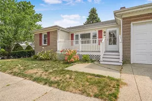 151 Cumberland St, Providence, RI 02908 - Photo 1