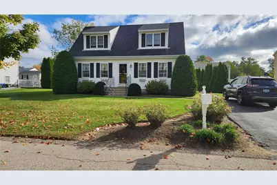 27 Hamlet Court, Bristol, RI 02809 - Photo 1