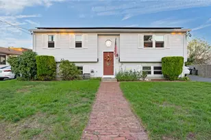 60 Field St, Pawtucket, RI 02860 - Photo 1