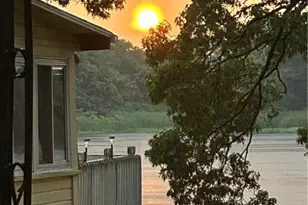 51 N Shore Dr, East Providence, RI 02915 - Photo 1