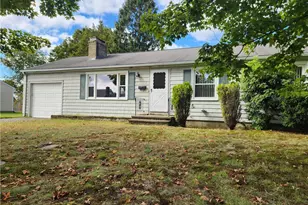 8 Caldarone St, Barrington, RI 02806 - Photo 1