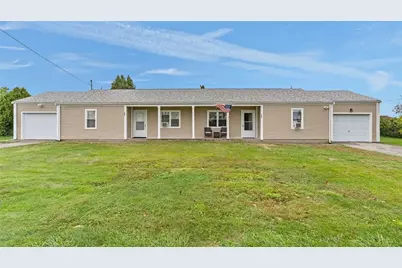 154 McCorrie Lane, Portsmouth, RI 02871 - Photo 1