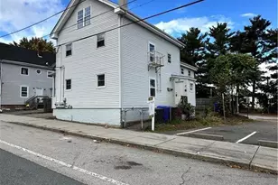 47 Grace St, Pawtucket, RI 02860 - Photo 1