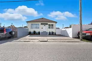 134 Flint Ave, Cranston, RI 02910 - Photo 1