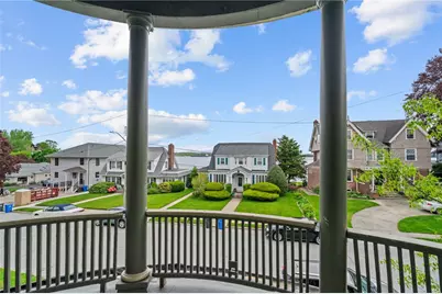 17 Selkirk Rd Road #2, Cranston, RI 02905 - Photo 1