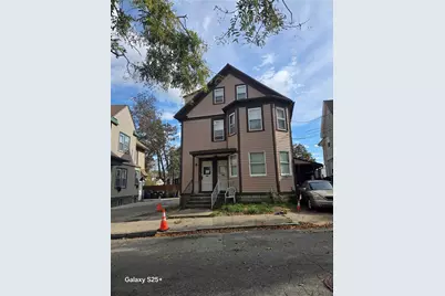 28 Verndale Street, Providence, RI 02905 - Photo 1