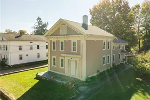 7 West St, Hopkinton, RI 02804 - Photo 1