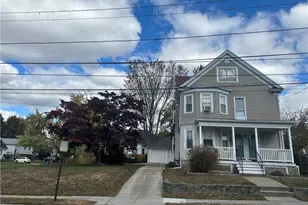 89 Auburn St, Cranston, RI 02910 - Photo 1