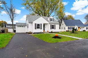 33 Arland Dr, Pawtucket, RI 02861 - Photo 1