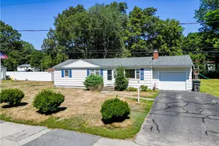 186 Heritage Rd, North Kingstown, RI 02852 - Photo 1