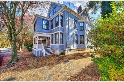 29 Creighton Street, Providence, RI 02906 - Photo 1