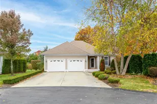 17 Jaclyn Dr, Coventry, RI 02816 - Photo 1