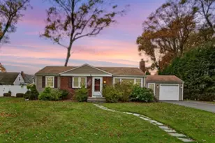 45 Hamden Rd, Cranston, RI 02920 - Photo 1