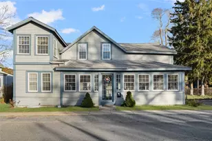 178 Manning St, Warwick, RI 02889 - Photo 1