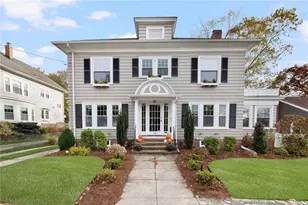 142 Ridge St, Pawtucket, RI 02860 - Photo 1