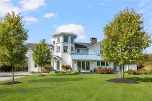 46 Carnegie Heights Dr, Portsmouth, RI 02871 - Photo 1