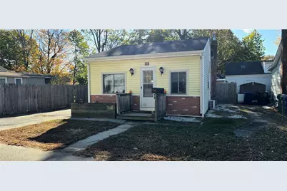 76 Kenway Avenue, Warwick, RI 02889 - Photo 1