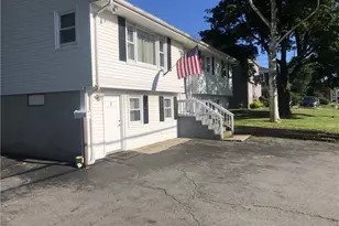 275 W Main Rd, Middletown, RI 02842 - Photo 1