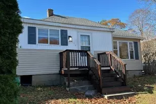 11 Ocean Ave, Warwick, RI 02889 - Photo 1