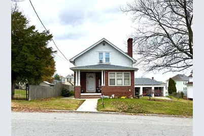 372 Farmington Avenue, Cranston, RI 02920 - Photo 1