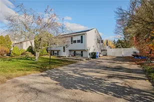 17 Byron Dr, Westerly, RI 02891 - Photo 1