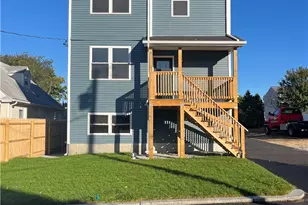 27 Newbury St, Providence, RI 02904 - Photo 1