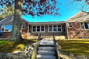 652 East Ave, Pawtucket, RI 02860 - Photo 1