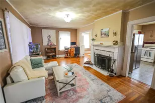 28 Sylvan Ave, Cranston, RI 02905 - Photo 1