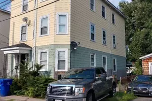 19 Irving Ct, Pawtucket, RI 02860 - Photo 1