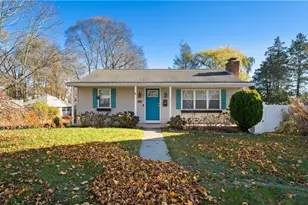 16 Eastman St, Warwick, RI 02886 - Photo 1