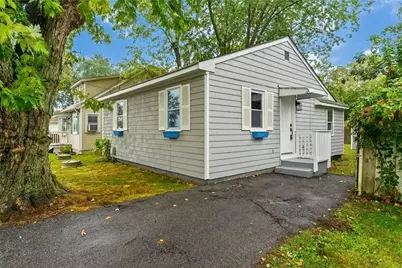 19 Curtis Street, Warwick, RI 02889 - Photo 1