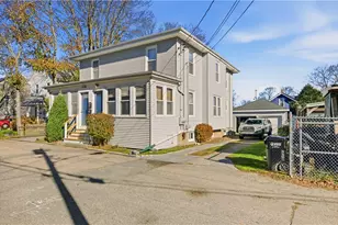 7 Warner Pl, Newport, RI 02840 - Photo 1