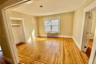 67 Roseneath Ave, Newport, RI 02840 - Photo 1