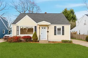 228 London Ave, Pawtucket, RI 02861 - Photo 1