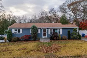 401 Lake Shore Dr, Warwick, RI 02889 - Photo 1