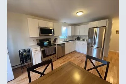 32 Middleton Avenue #E, Newport, RI 02840 - Photo 1