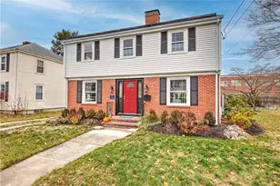 11 Elmcroft Ave, Providence, RI 02908 - Photo 1