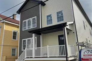 31 Vandewater St, Providence, RI 02908 - Photo 1