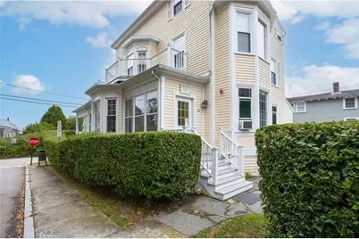 26 Cliff Avenue #2, Newport, RI 02840 - Photo 1